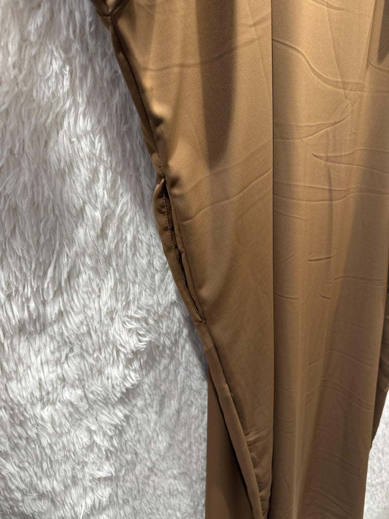 Abaya with zipper