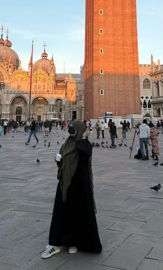 Premium Jazz Abaya – locker fallend & blickdicht