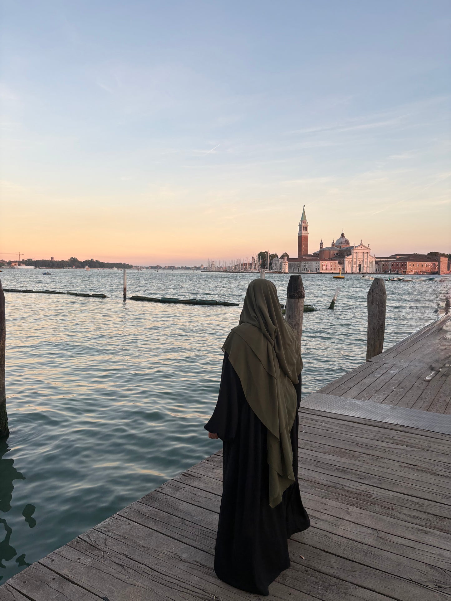 Premium Jazz Abaya – locker fallend & blickdicht